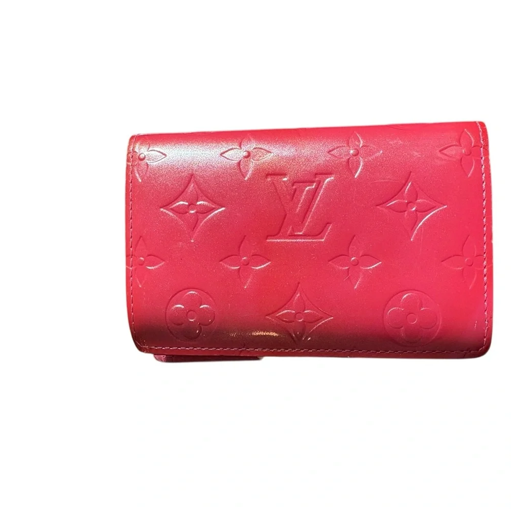 Louis Vuitton PINK VERNIS Monogram Embossed Leather Wallet - Picture 2 of 5